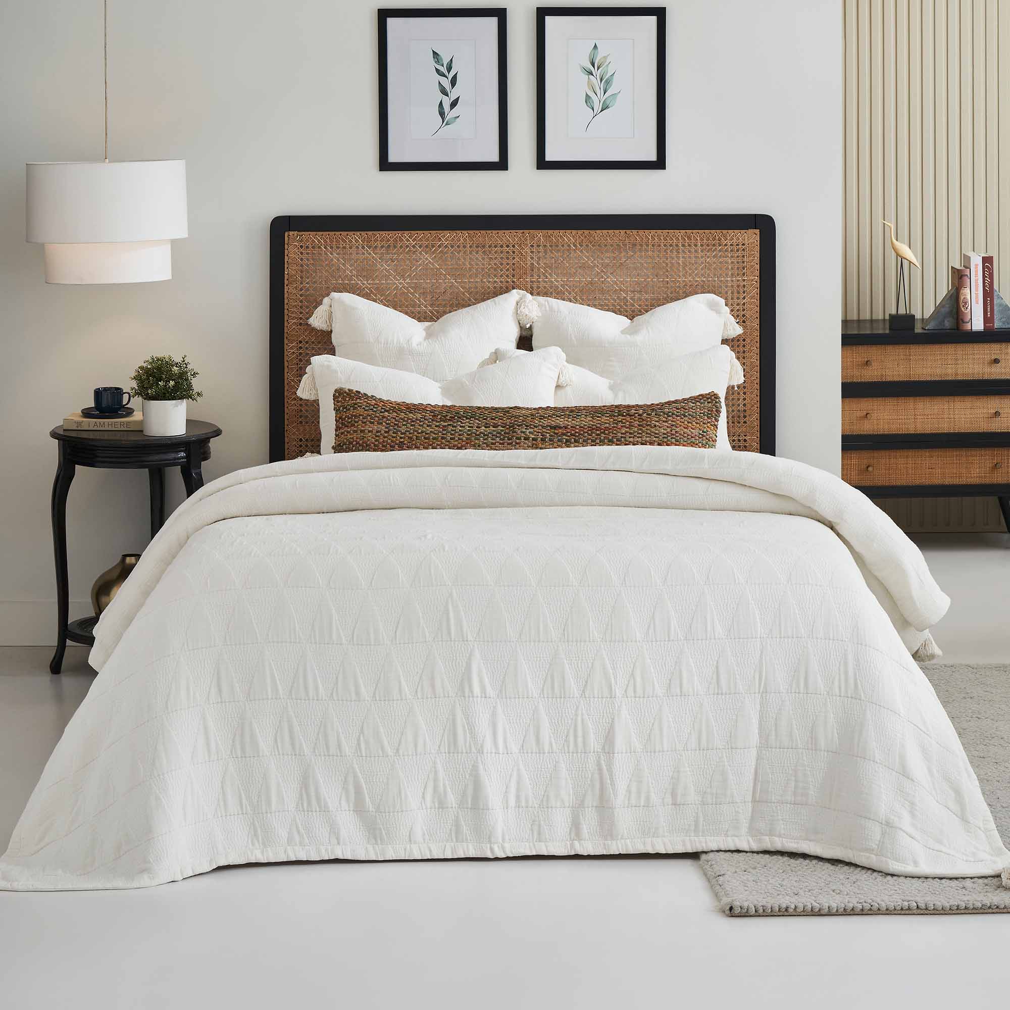 Zenith Coverlet