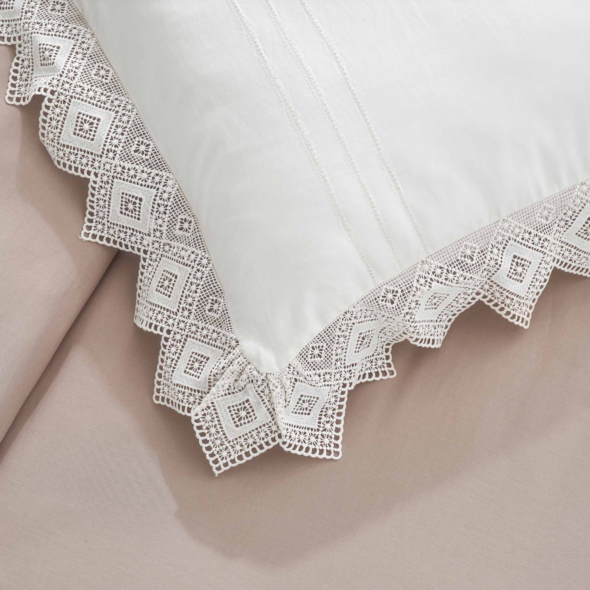 Cameroon Sheet Set