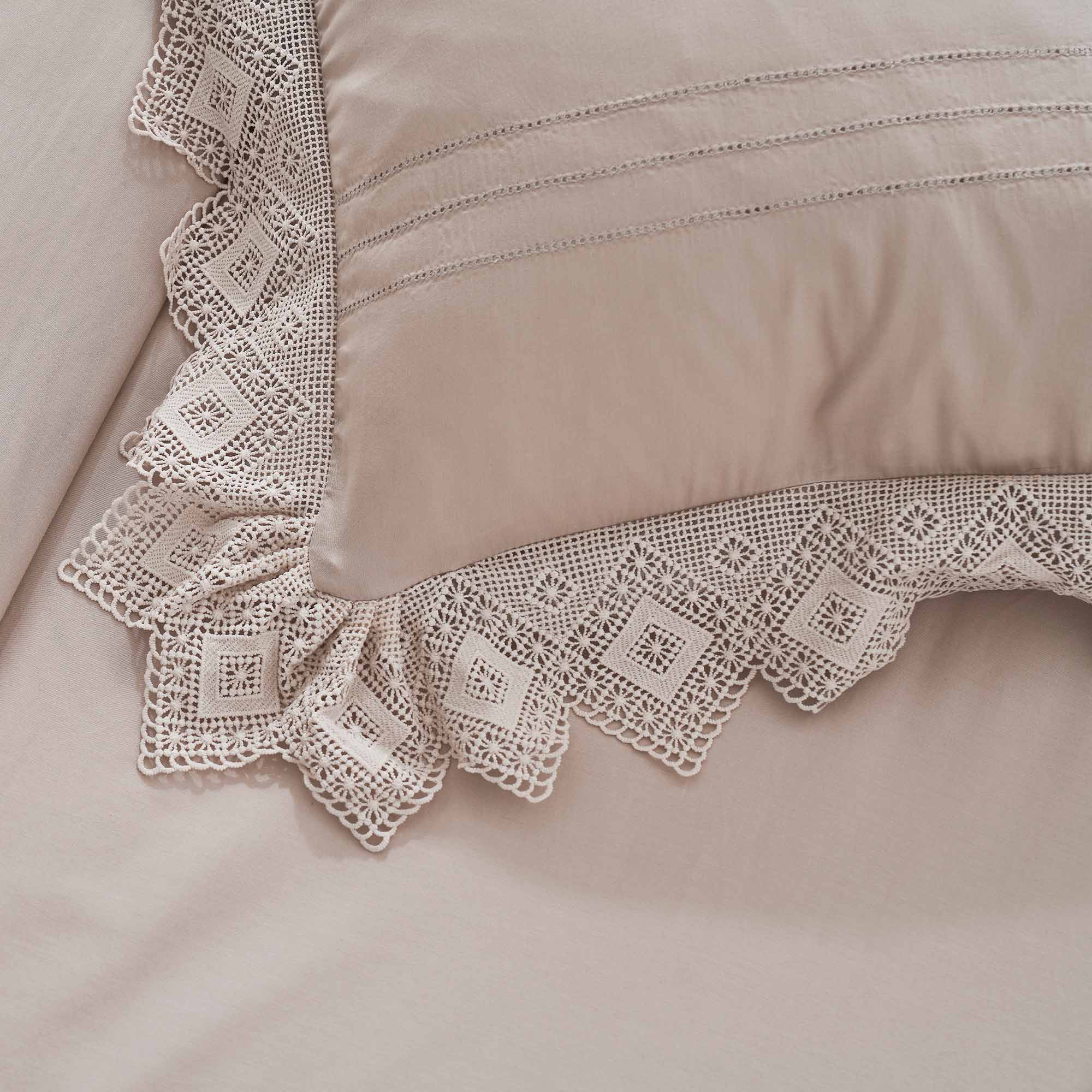 Cameroon Sheet Set