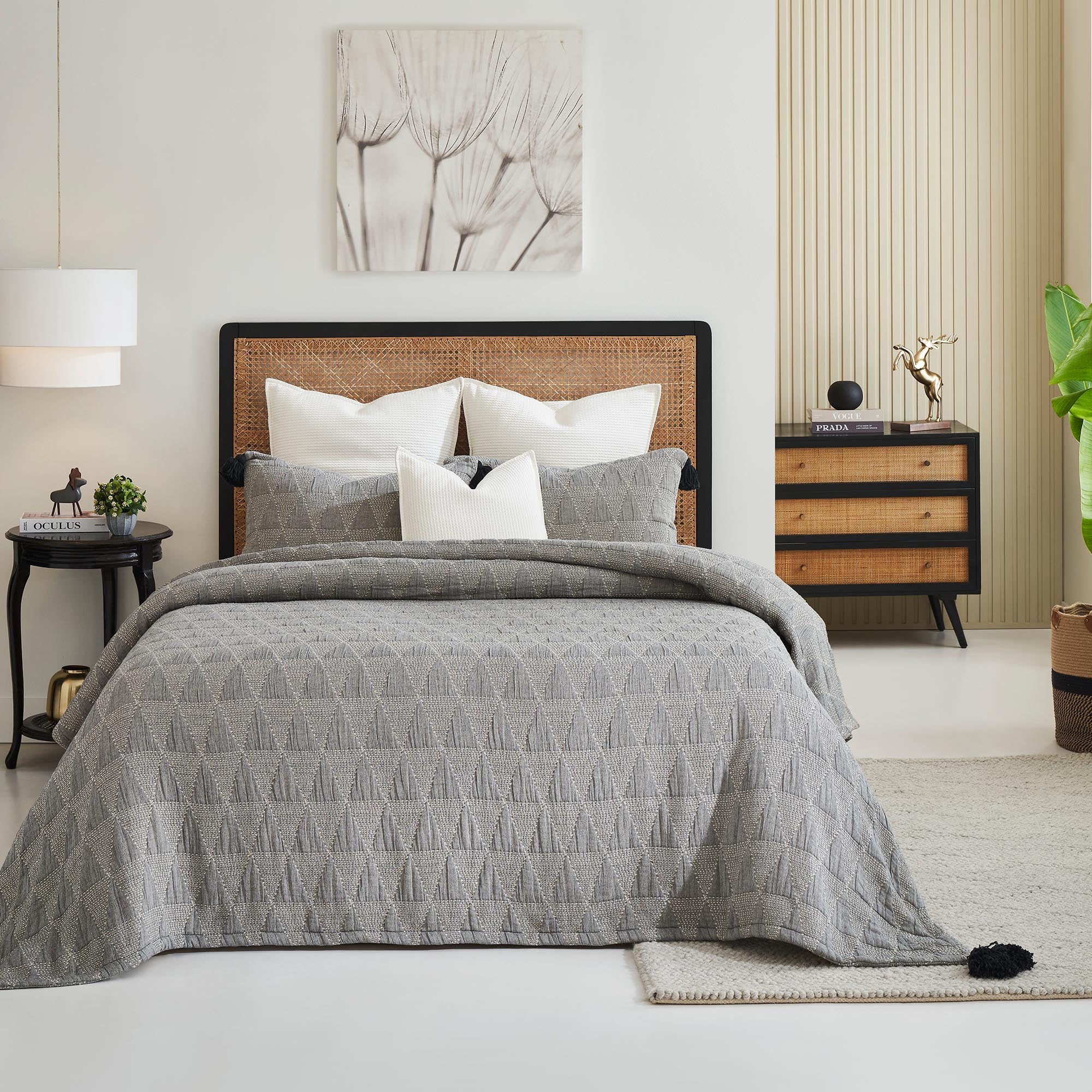 Zenith Coverlet