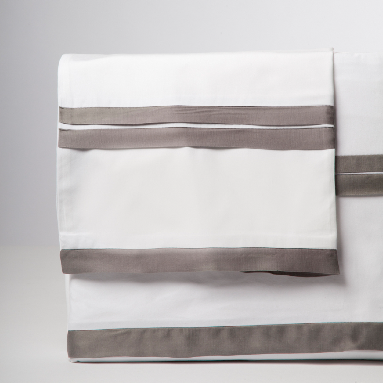 Debra Sheet Set, Mouse Grey