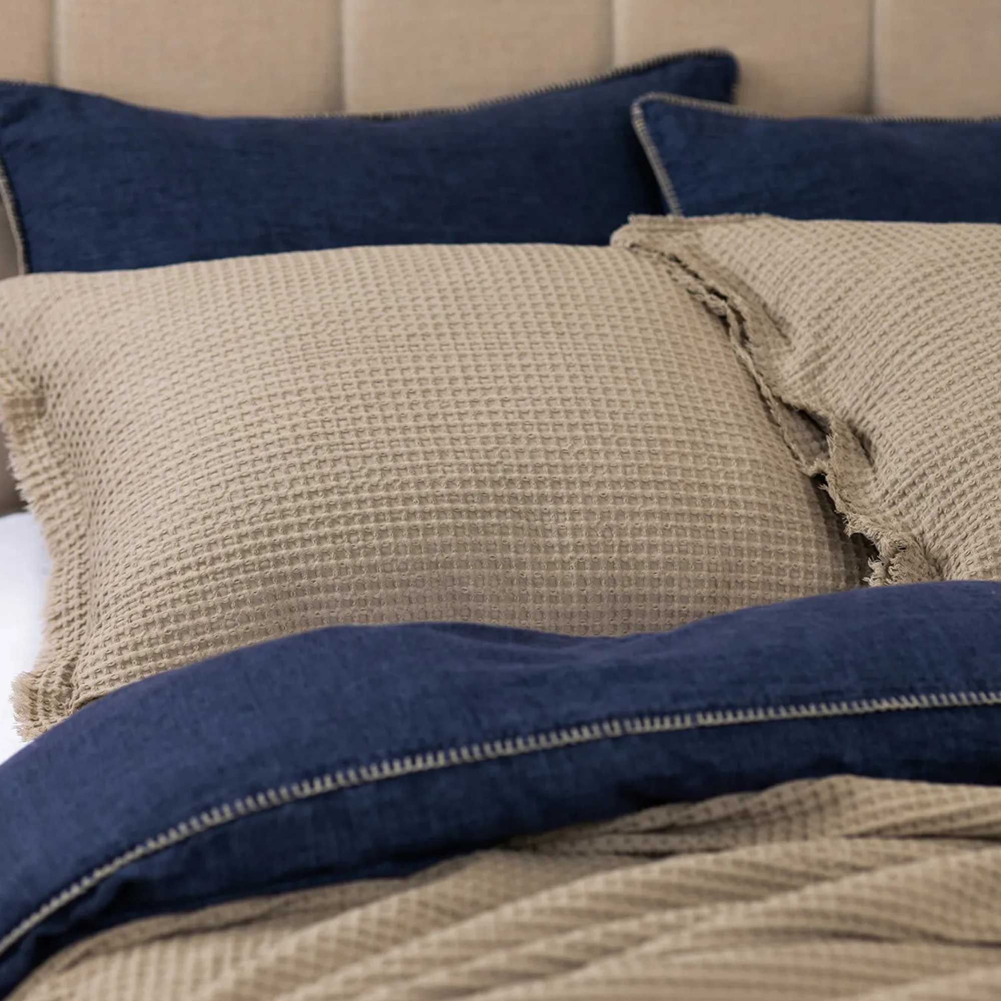 Thistle Coverlet