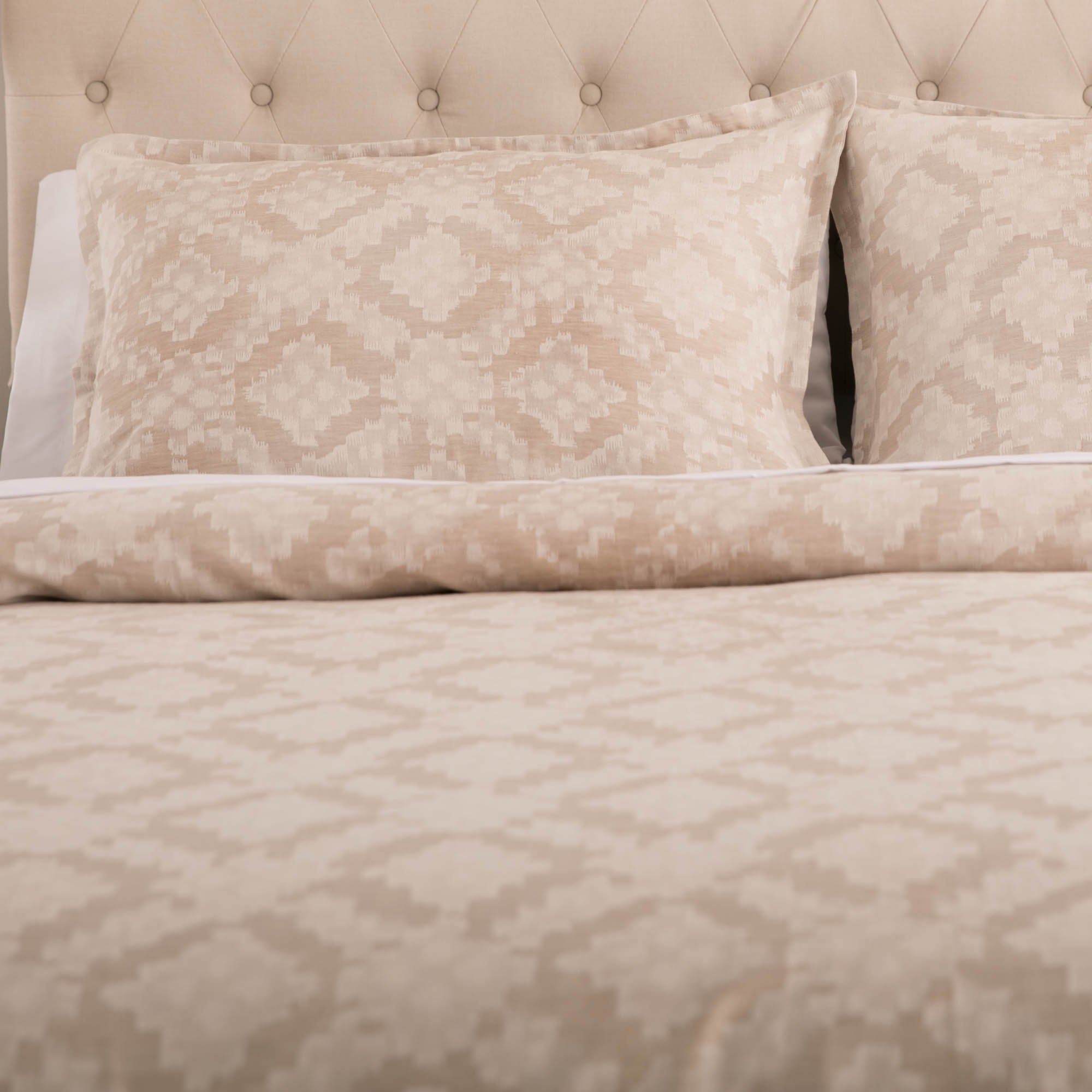 Earl Duvet Cover