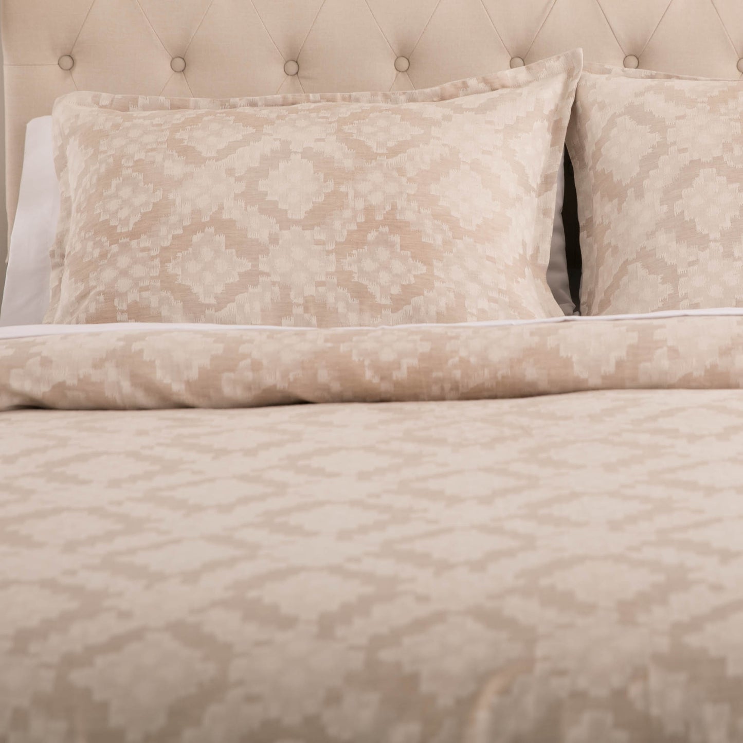 Earl Duvet Cover