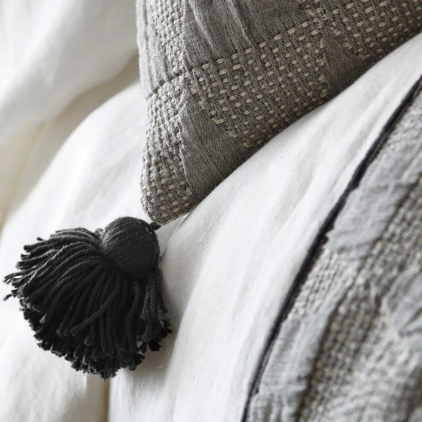Zenith Coverlet